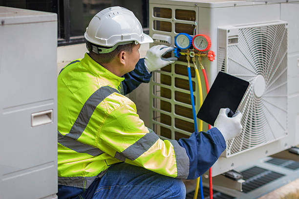 Professional Hvac Installation technician working in Weehawken, NJ